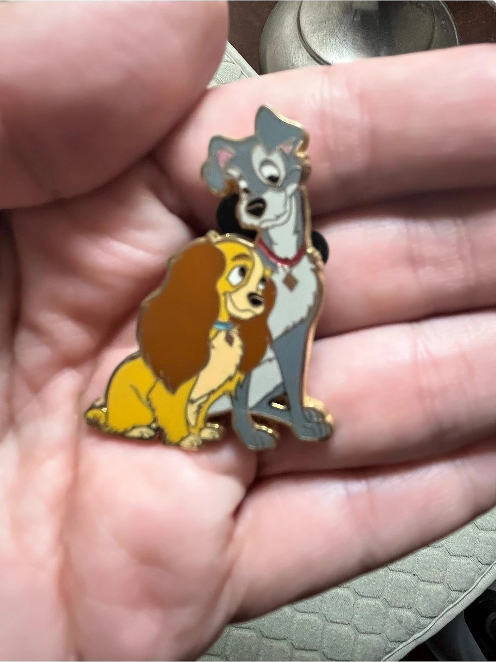 Disney Lady and the Tramp Disney Pin Enamel Character Brooch in Yellow & Gray